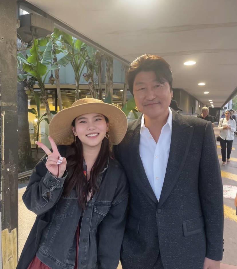 周星驰宣布拍摄少林女足怎么报名,周星驰邀请宋康昊