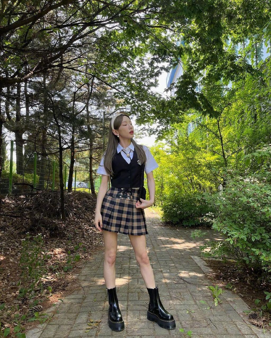 少女时代泰妍纸片人,泰妍runningman纸片人