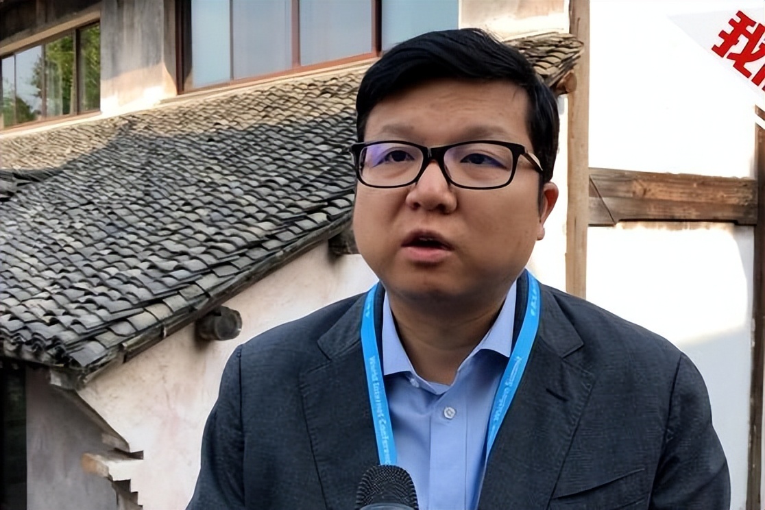 她19岁考入北大,他19岁考入清华