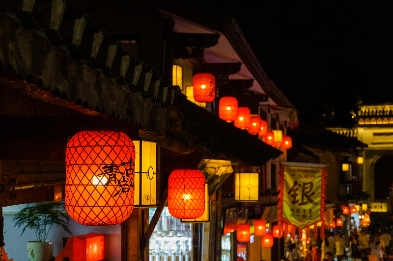 点亮夜间经济提升城市活力心得,点亮夜经济的方法