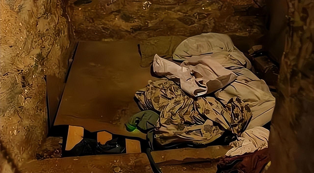 女子被强迫卖淫七名嫌疑人已抓获,强迫36名女性卖淫案例