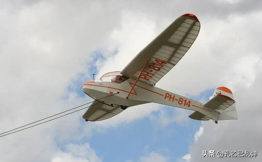 飞行器慢讲解,小型飞行器高清视频