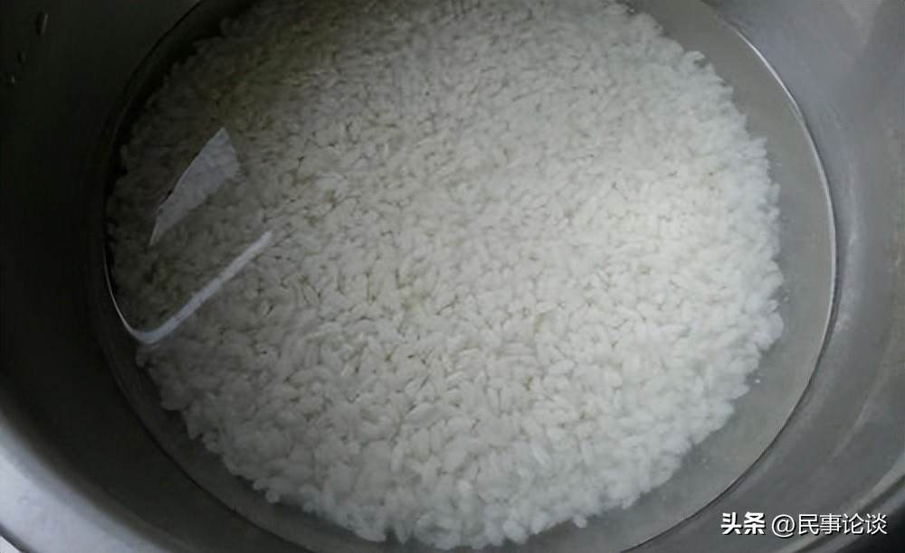 蒸米饭的时候需不需要放一些水,香米蒸米饭用多少水