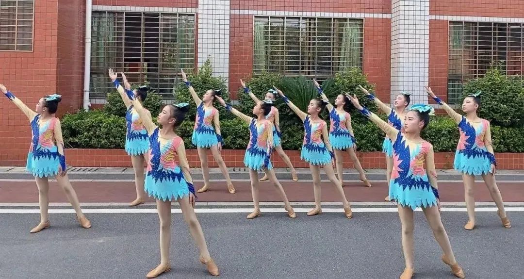 南曲沟小学喜报,明德小学喜报