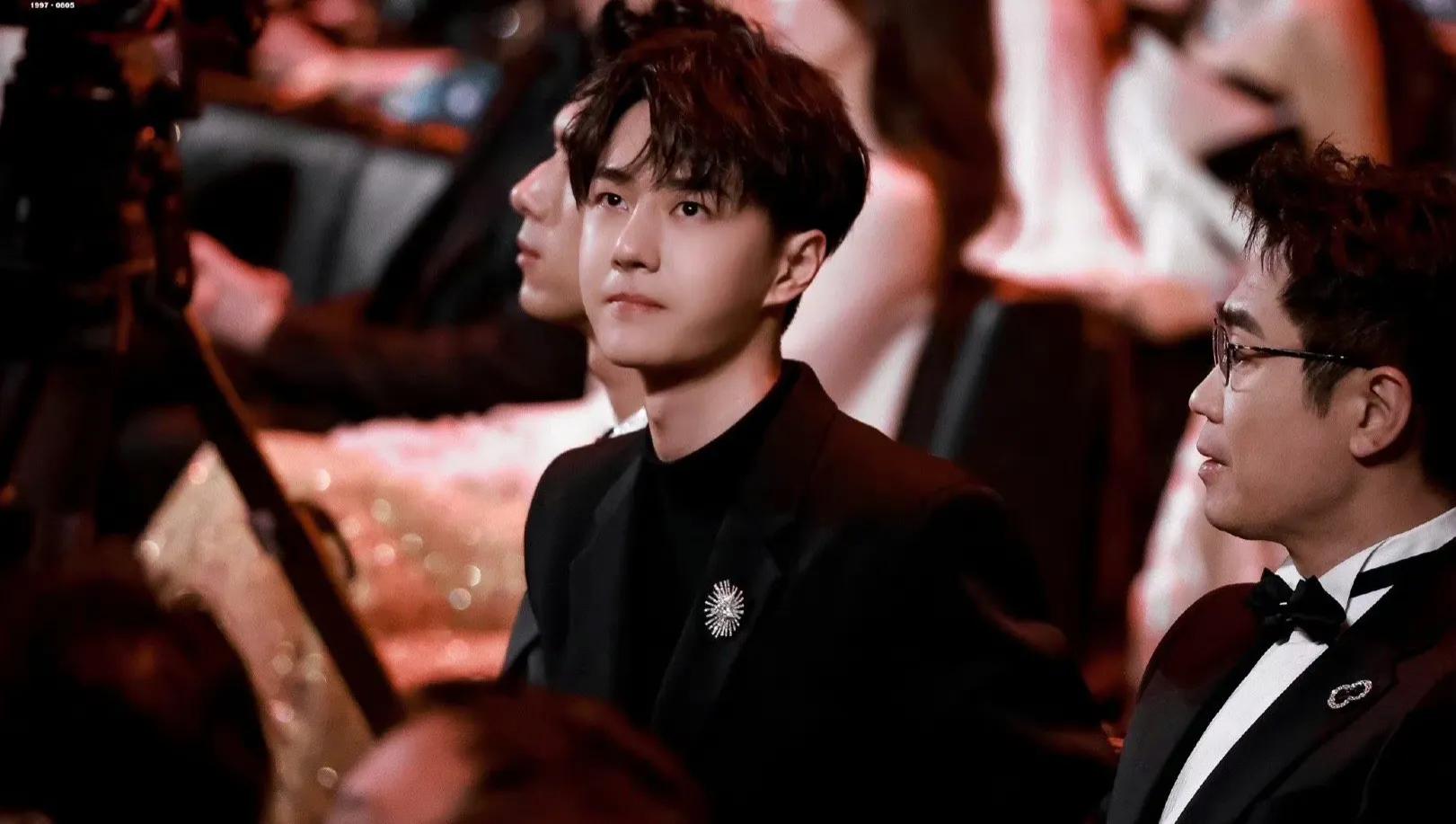 网友曝光的微博之夜明星座位安排,微博之夜座位图看明星咖位