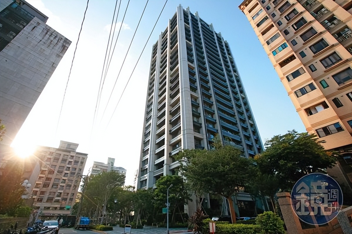 王子邱胜翊千万豪宅「屋主惊爆是昆凌」！邱母惨当受气筒