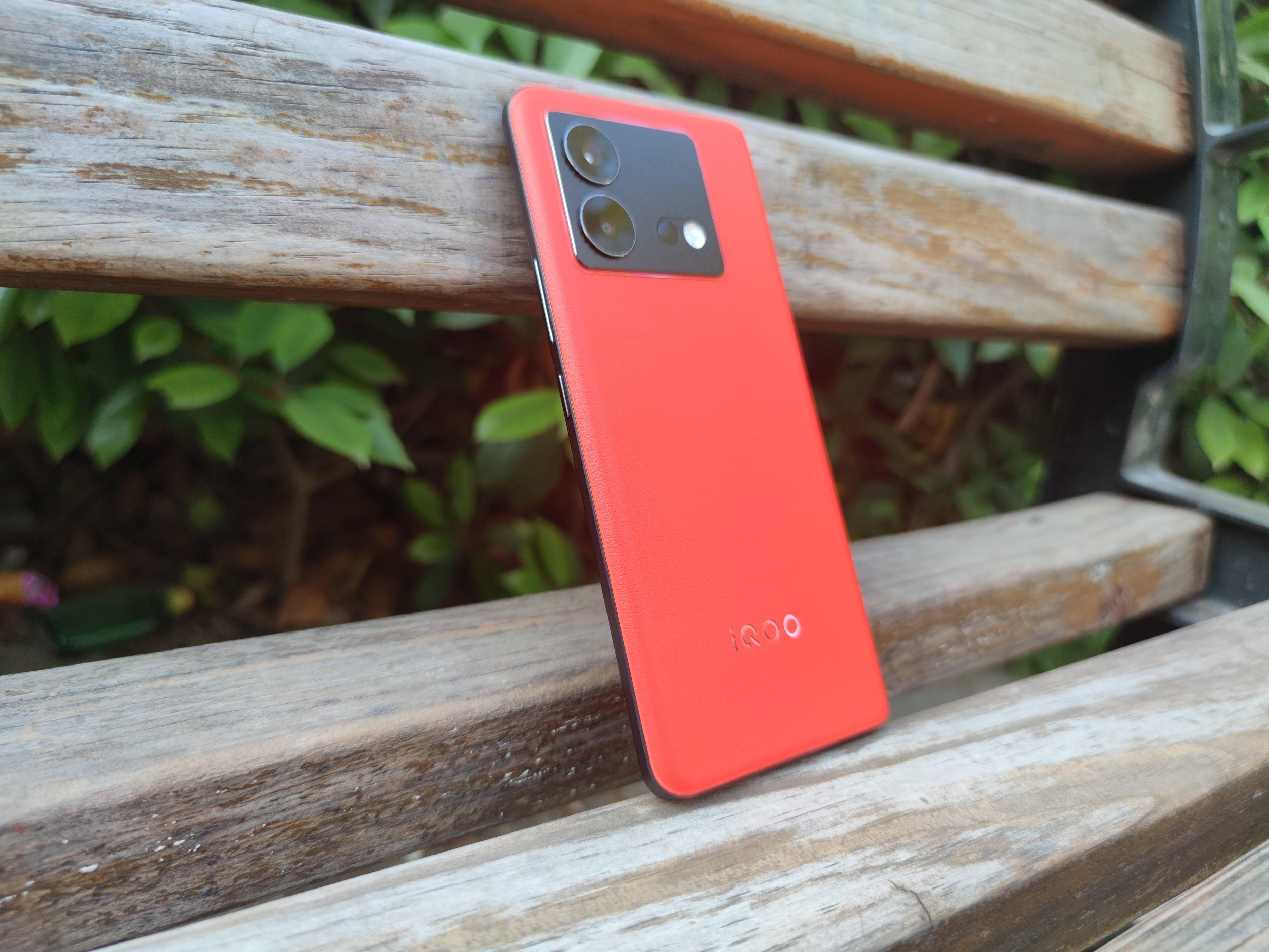 iqooneo8性能图,iqooneo8值不值得入手能用几年