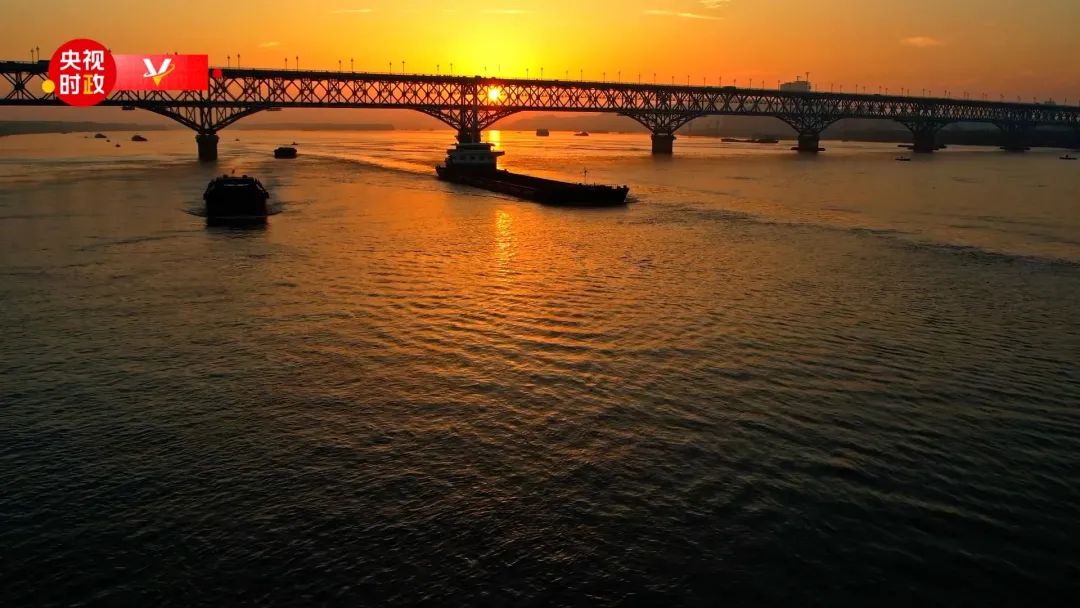 习*平近**江苏行丨走进南瑞集团有限公司