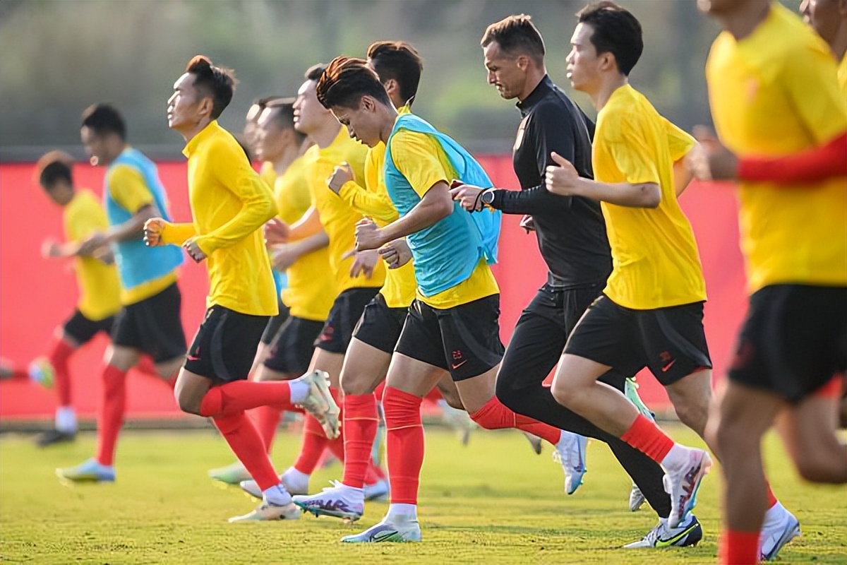 中国足球将迎来新的篇章,国足对中国足球的影响力有多大