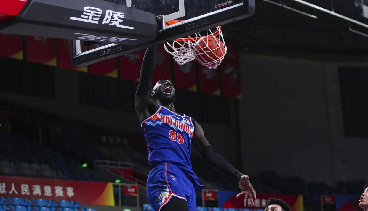 新疆男篮阿的江执教首秀,新疆男篮的法尔去哪个球队了