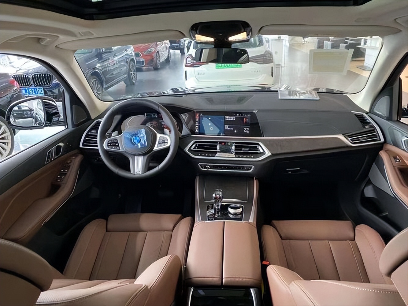 大众途锐对比宝马x5怎么选,60万买途锐还是xc90