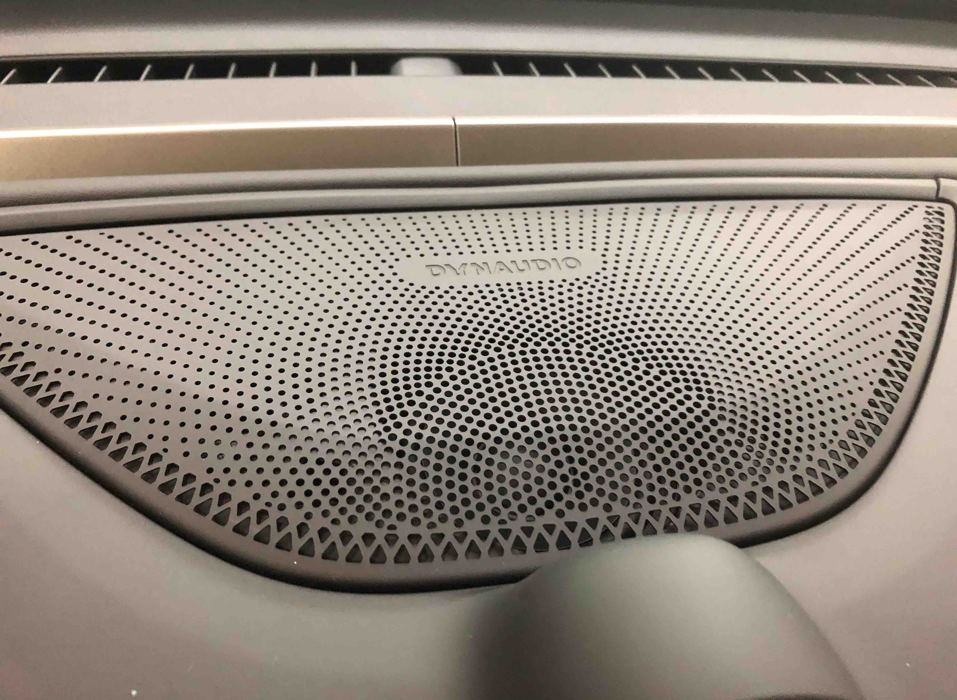 岚图free丹拿音响多少钱,岚图free用的丹拿什么型号