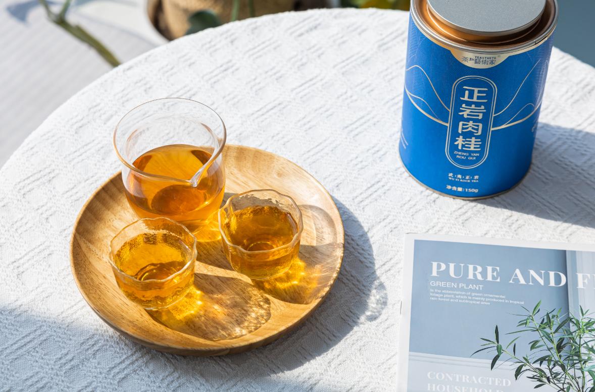 父亲不抽烟不喝酒过年买什么礼物,女儿给八十岁父亲祝寿买什么礼物