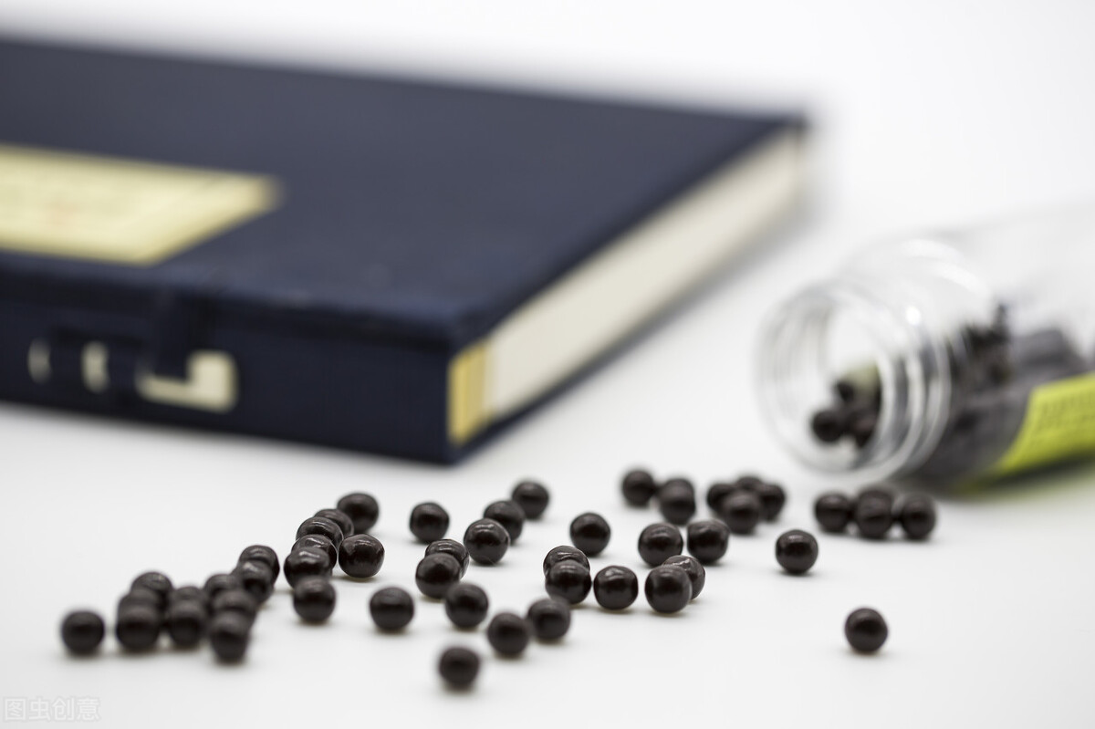 4个中成药，降压、抗凝、改善心功能，用于高血压致眩晕、头痛等