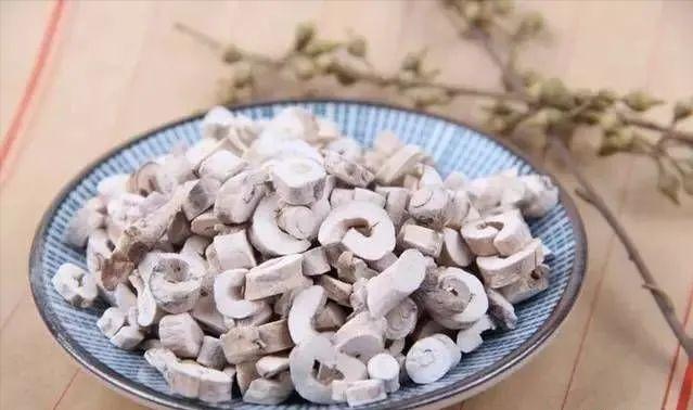 教你们一个改善痘痘的秘诀,治姨妈痘用什么最好