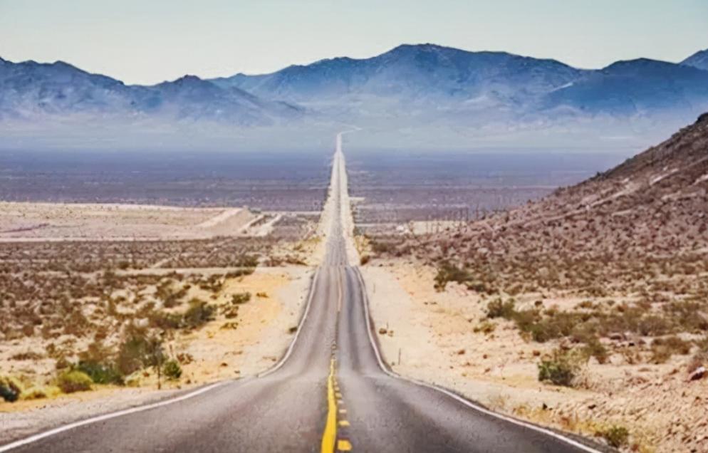 美国记者故意刁难周总理：为啥要用美产钢笔？犀利回答让对方羞愧