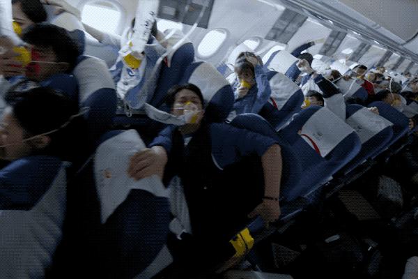 动车脱轨事件现场图片,动车脱轨事件最新