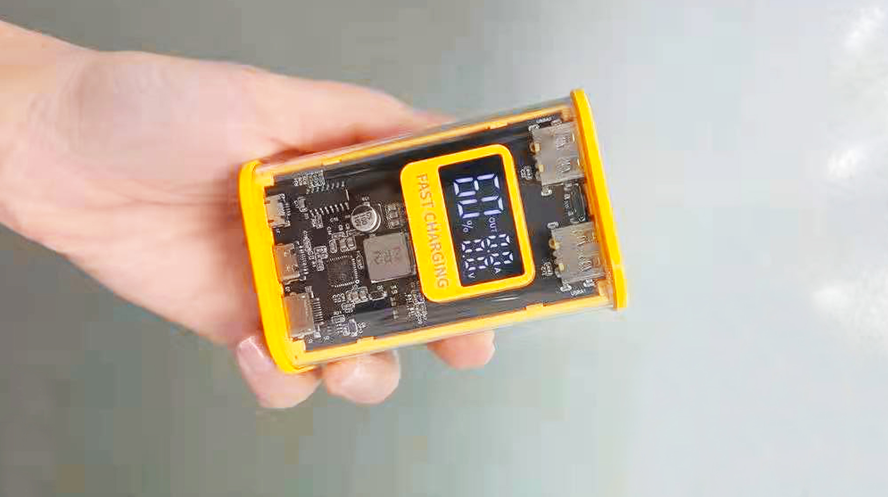 透明充电宝20000毫安推荐评测,20000毫安超级快充充电宝推荐