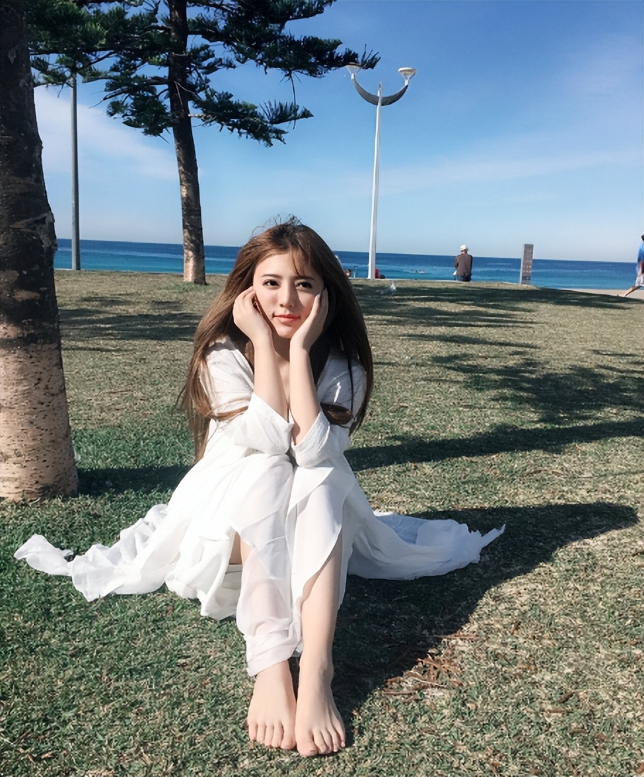 阿兰九眼天珠和李连杰的九眼天珠,最牛的富婆