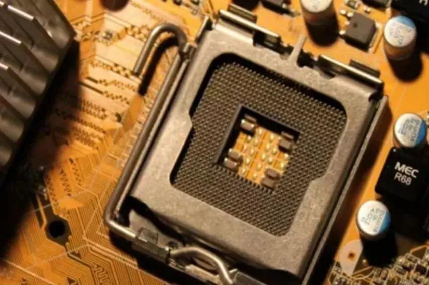 现在主流电脑主板,18年的主板