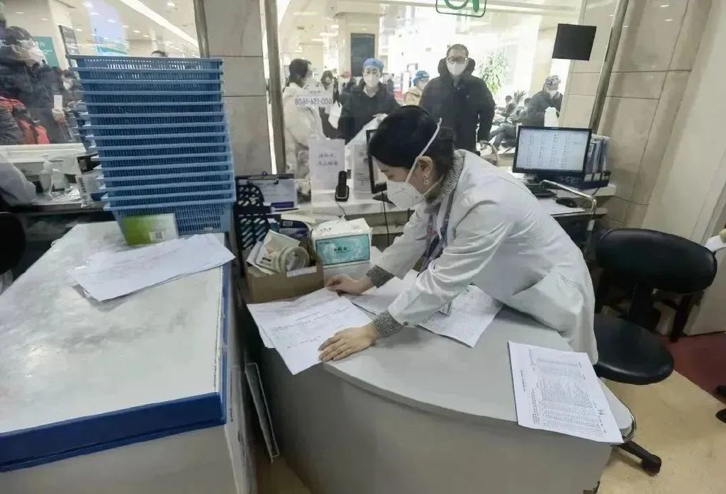 生命至上共克时艰！北医三院有力有序保障人民群众医疗救治