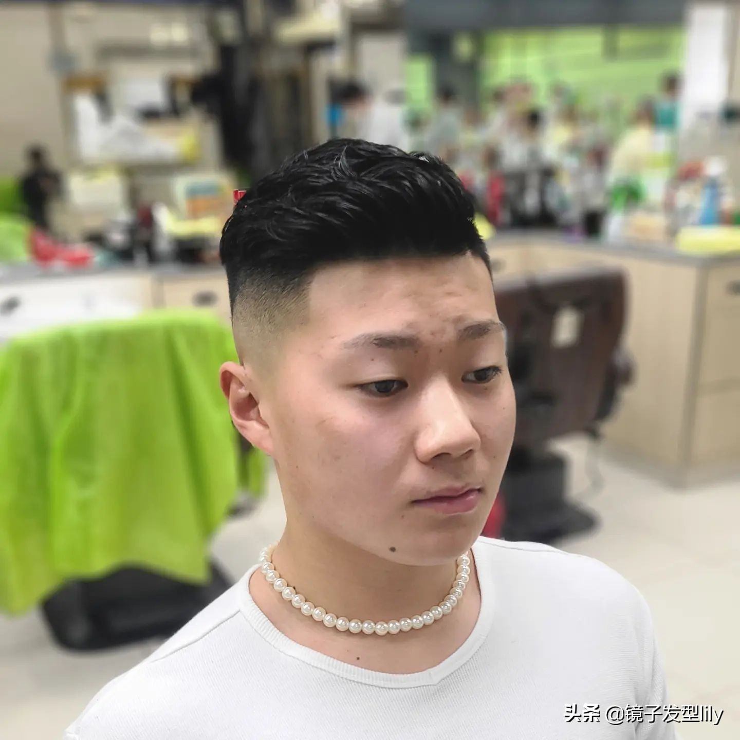 今年流行的男发造型,今年男发流行哪一款