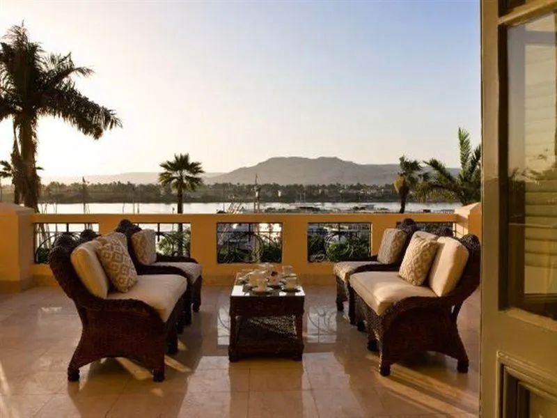 埃及开罗10天7晚深度游,埃及10日游内飞邮轮