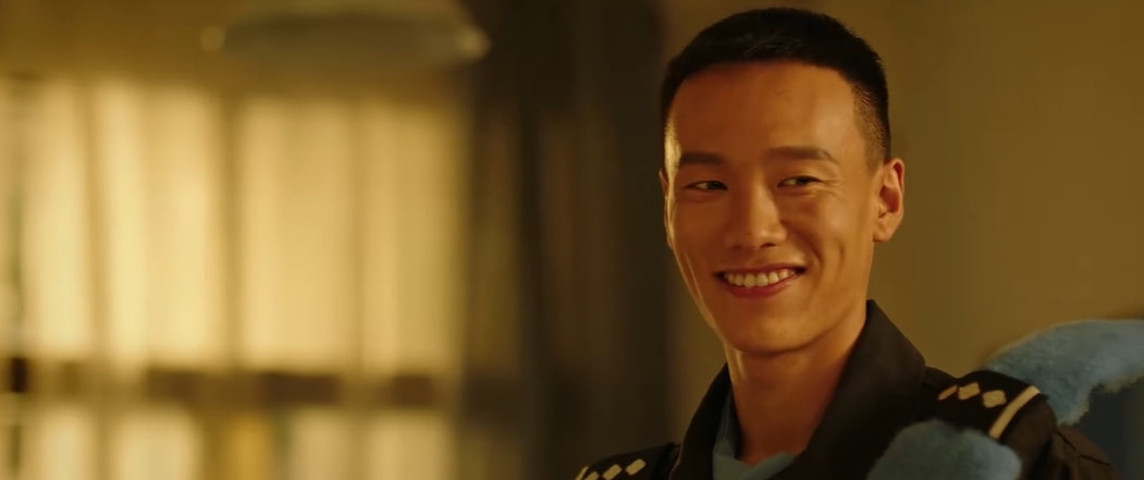 这部网大上线就热度第一,口碑却两极分化,堪称低配《拆弹专家》