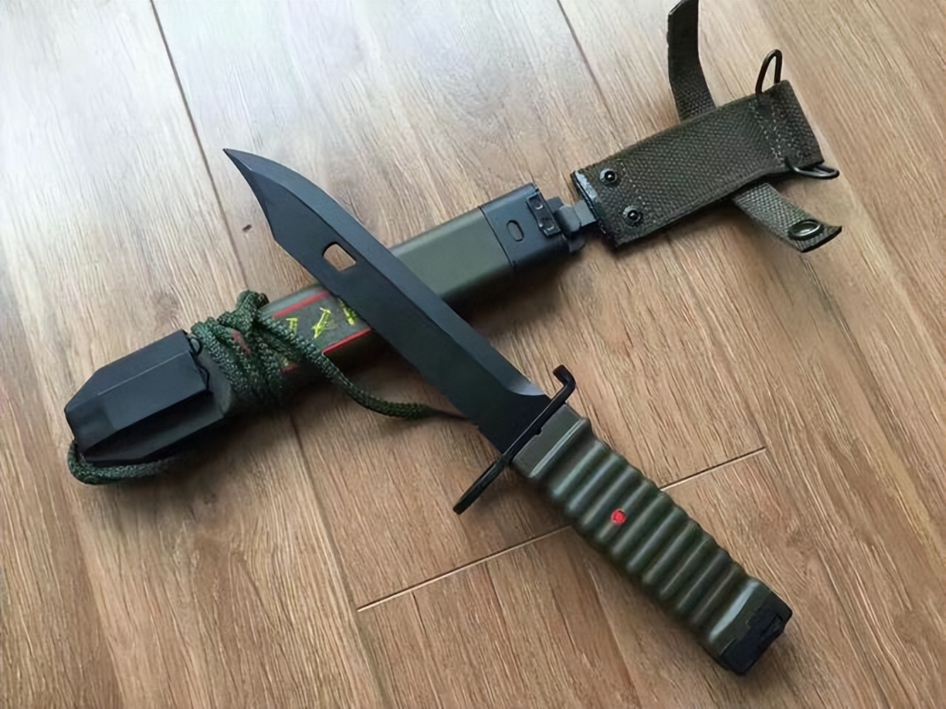 德国现代冷兵器,索林根KCB77多用途*刀刺**,量产刀也可以精致