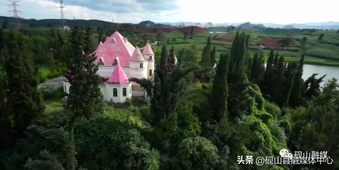 俯瞰风景,俯瞰山下风景