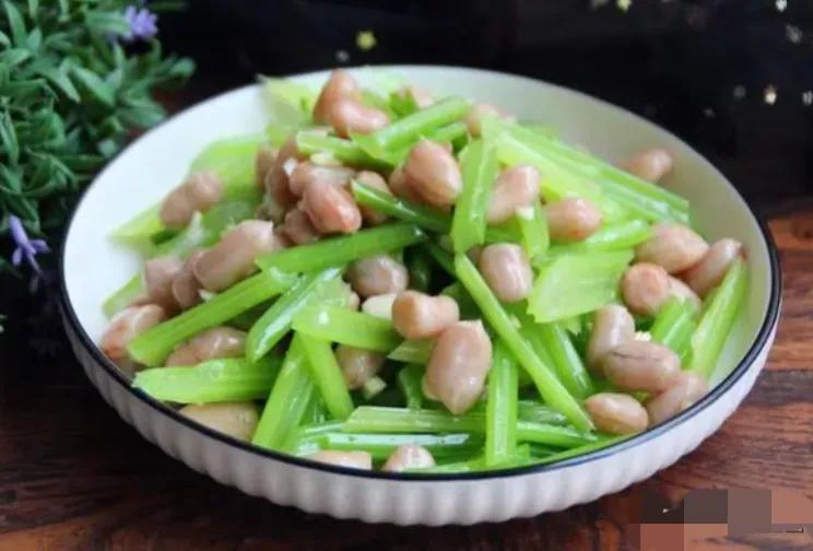 夏日凉拌菜真是清脆爽口又开胃,适合夏天吃的13道经典家常凉拌菜