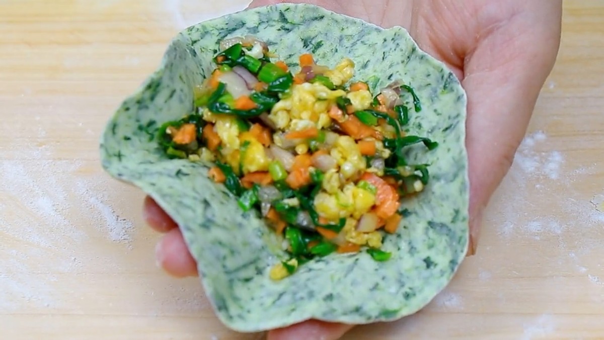 人体缺少哪种维生素会白头发,人体缺什么维生素会长白发