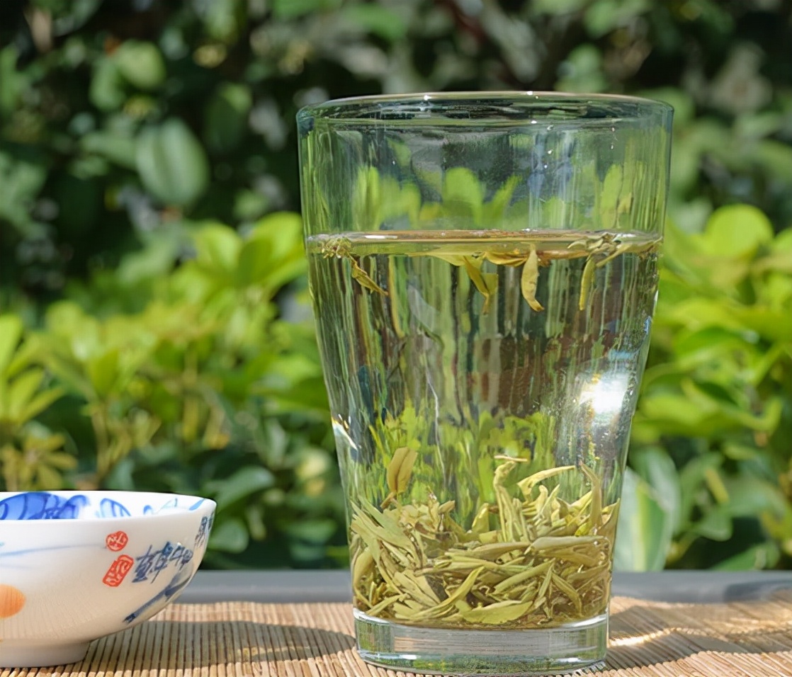 四川人为啥不喝“蒙顶甘露”?本地人:这2款足够了,便宜还好喝