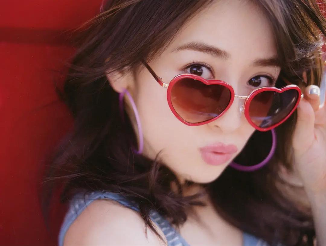 世界杯日本国足太太团曝光,世界杯日本美女太太团