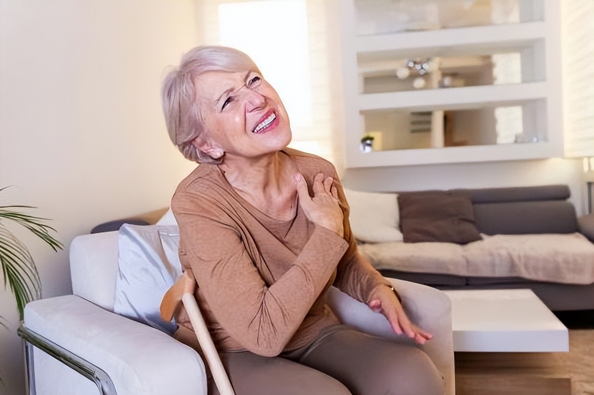 性猝死听说过吗？医生：4种情况下不建议“为爱鼓掌”，危害很大