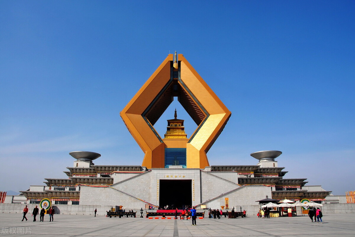 中国香火最旺十大寺庙,春节香火最旺的四大寺庙