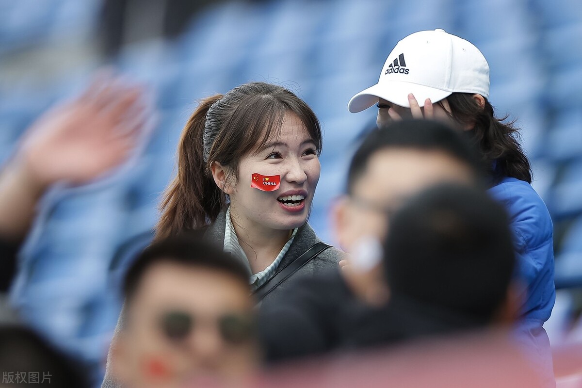 1/4决赛中国男足战韩国,中国男足3-2战胜韩国队