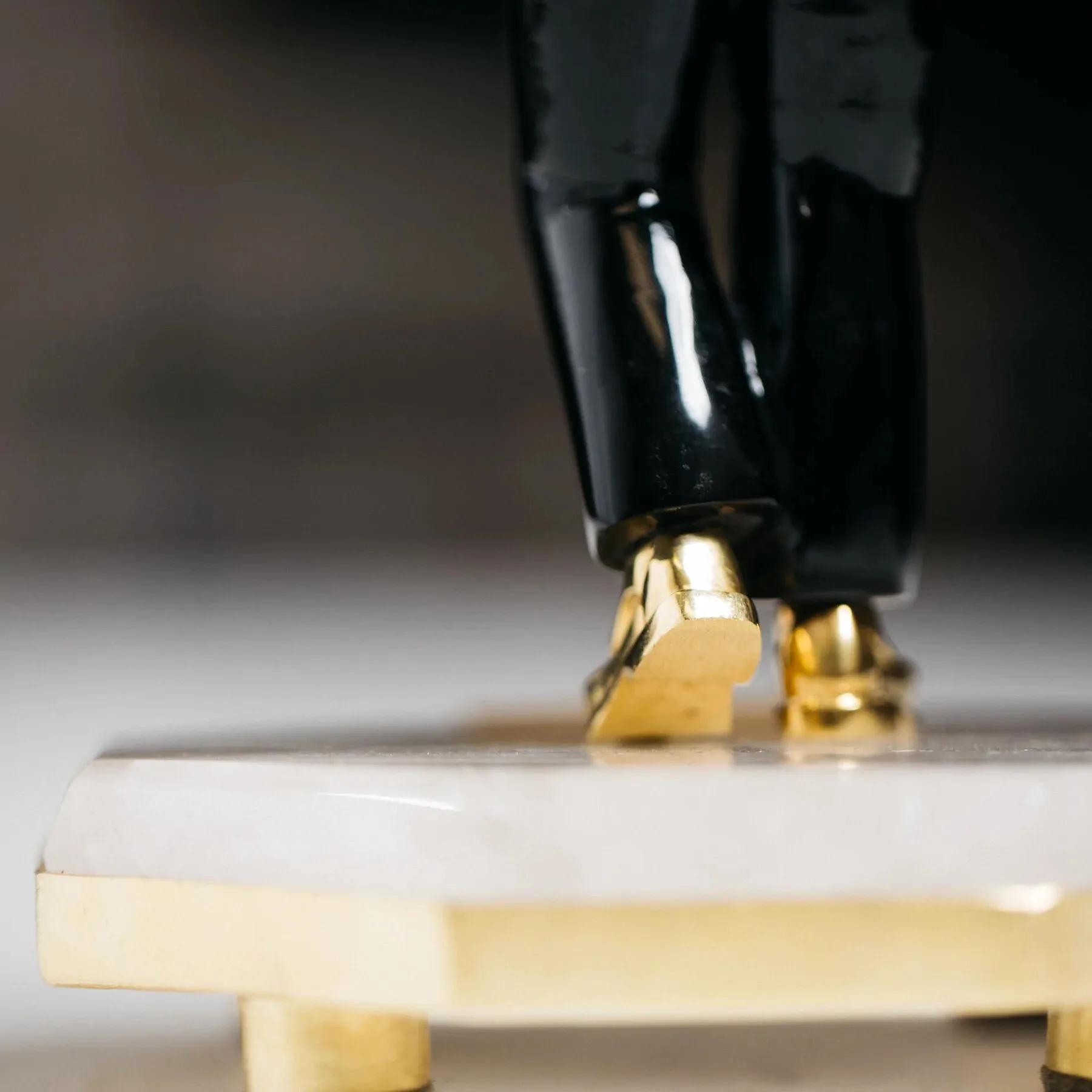 2017年投资者狼打火机都彭高定宝石雕刻擦出不一样的火花与众不同