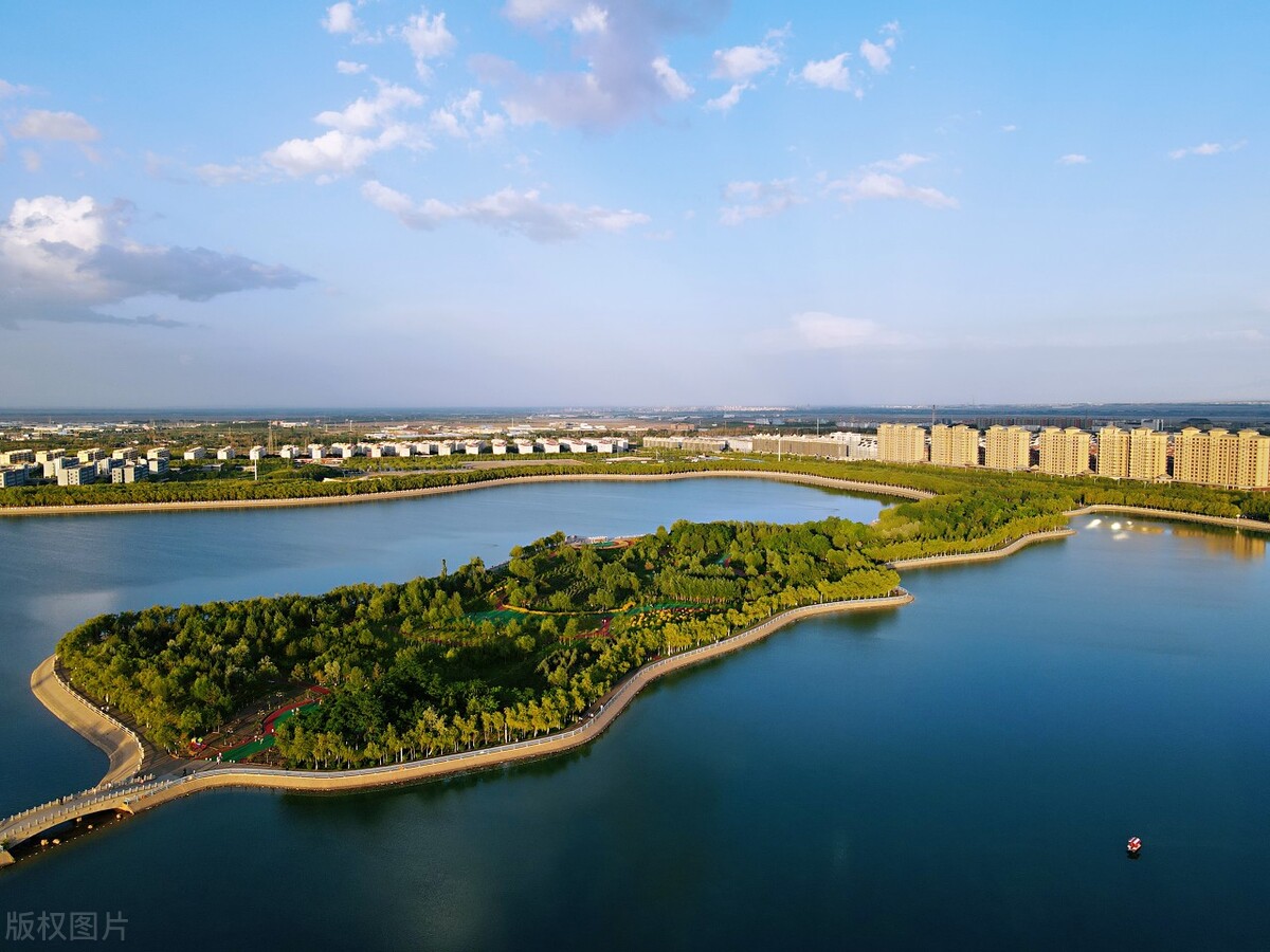 所有人都生活在异乡,异乡人想念自己的故乡