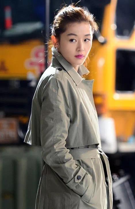 千颂伊近况,千颂伊在上海出席活动