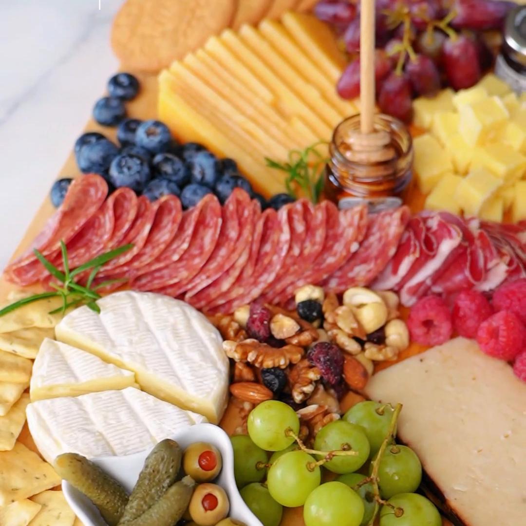 简单芝士火腿拼盘,精选芝士火腿拼盘