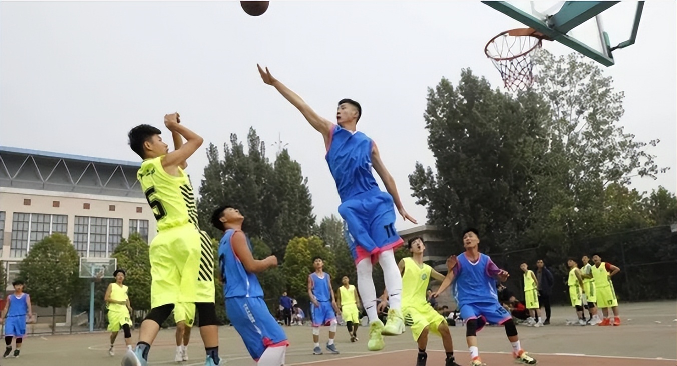 12岁男孩子个子矮怎么办,12岁男孩身高137厘米太矮了怎么办