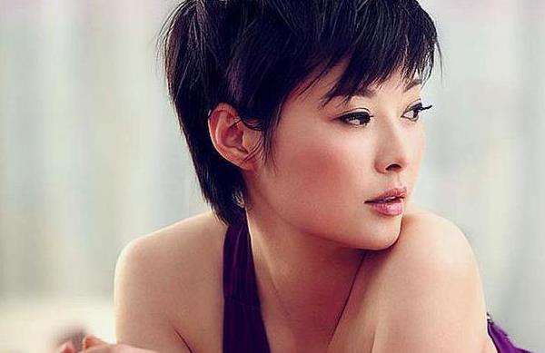 袁立做慈善被恶意之人中伤怎么看,袁立做慈善的事