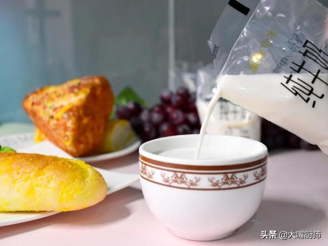 纯牛奶买什么标准的,买牛奶常识