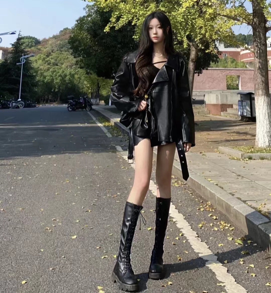 冬季黑色皮衣加棉高级感穿搭,黑色皮衣穿搭女秋冬