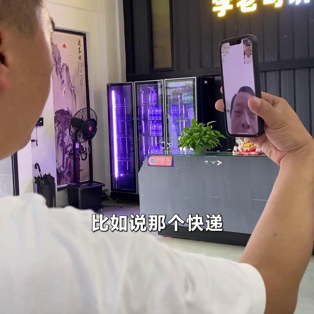 人在家中坐商务车,花19万买凯美瑞家用合适吗