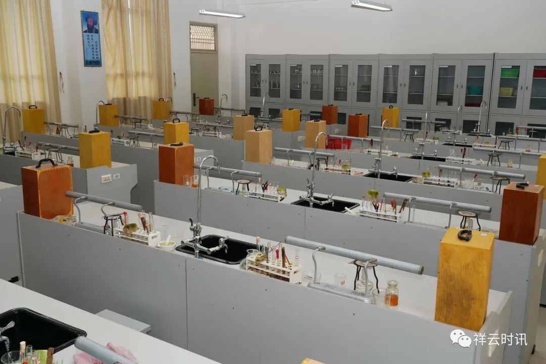 传承红色基因争做优秀教育工作者,传承红色基因弘扬劳模精神