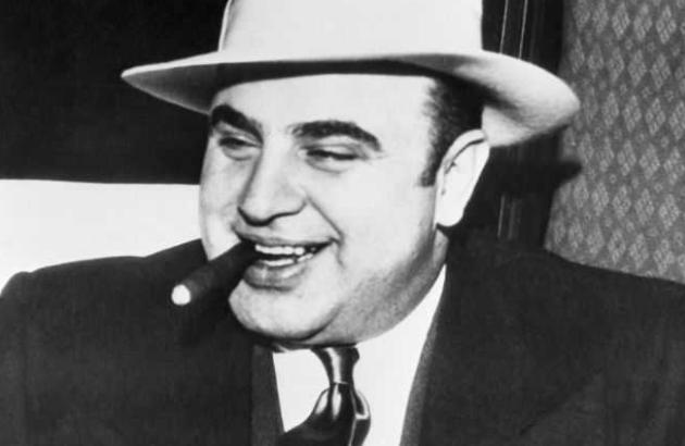 埃菲尔铁塔进化史,埃菲尔铁塔为什么两年就建好了