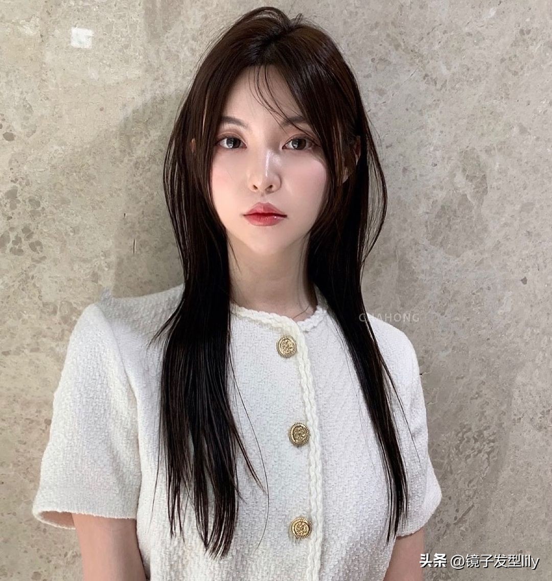 中年女士中长发发型2021流行发型,短发烫发发型中年女2021流行发型