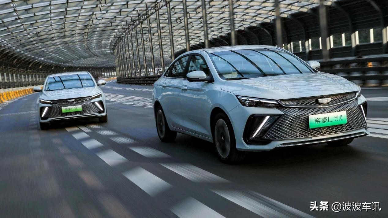 艾瑞泽5plus和吉利帝豪,吉利帝豪ev300